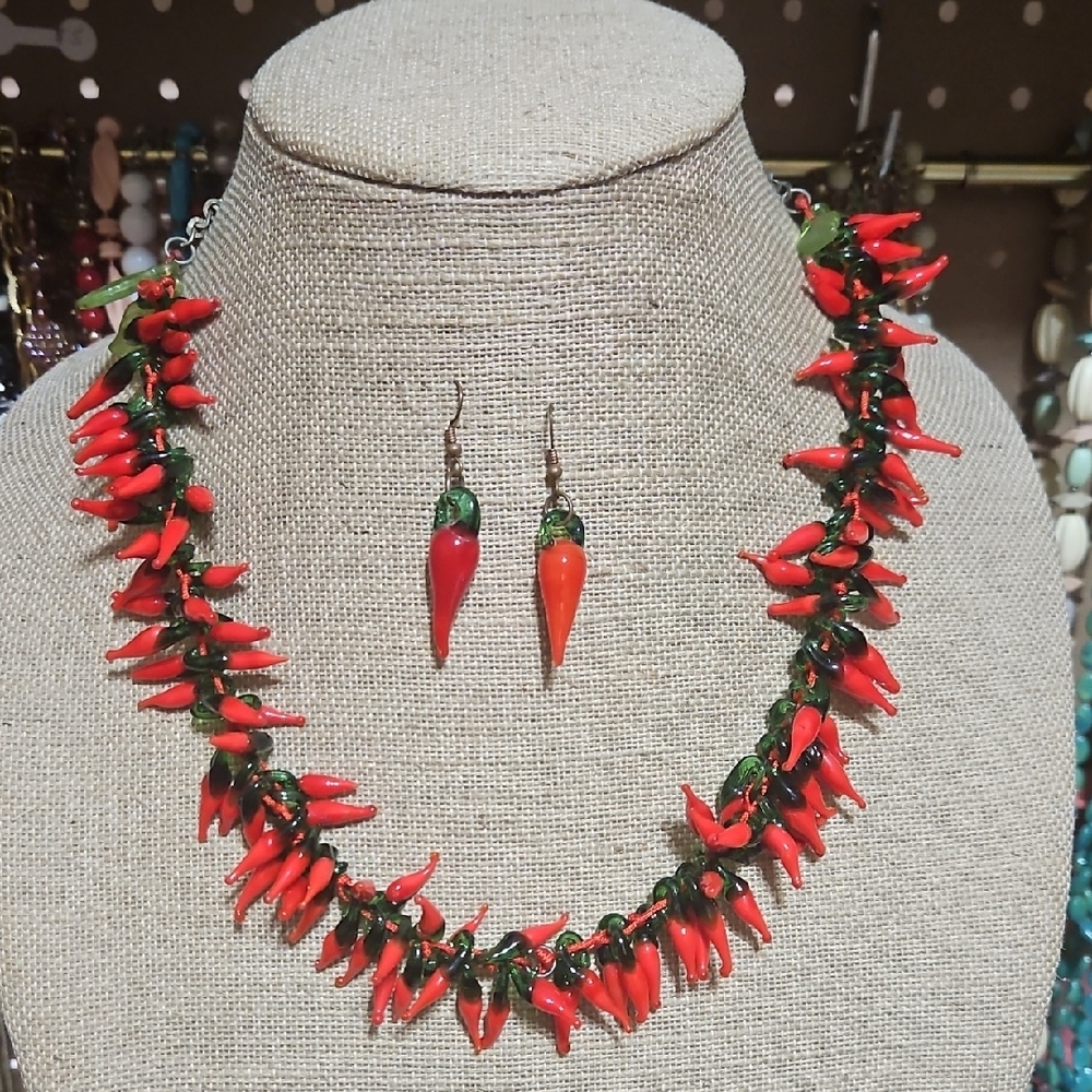 Vintage Glass Chili Pepper Necklace and Earrings Set